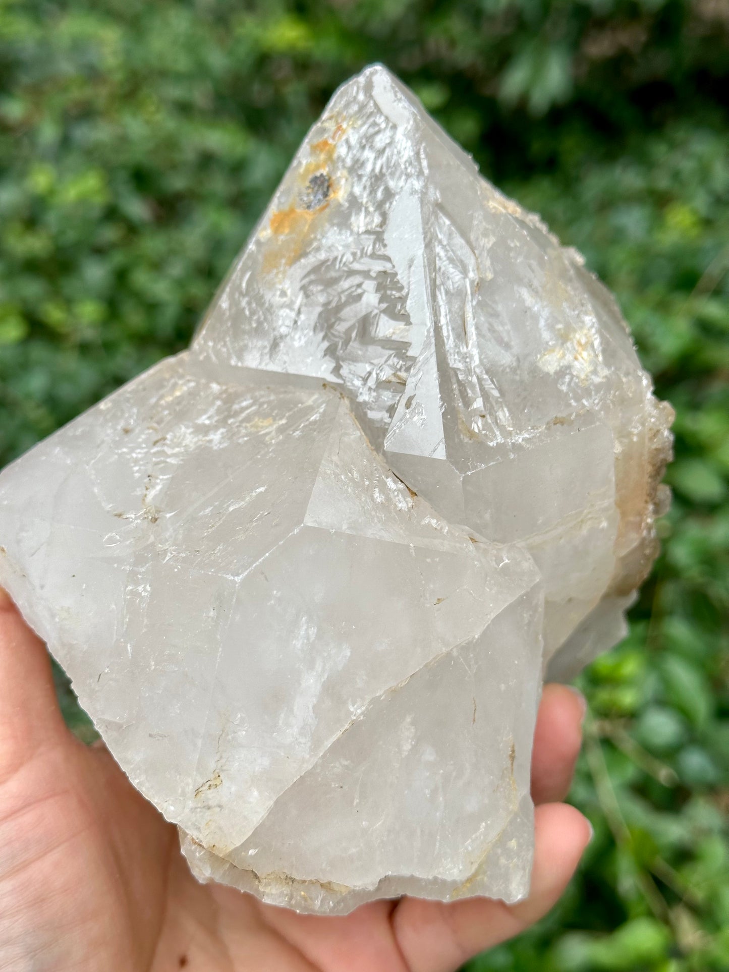 3.37 lbs Himalayan Rainbow Skeletal Fenster Quartz Crystal Point/Bridge Crystal/Penetrator Crystal-1520 g  140*128 mm