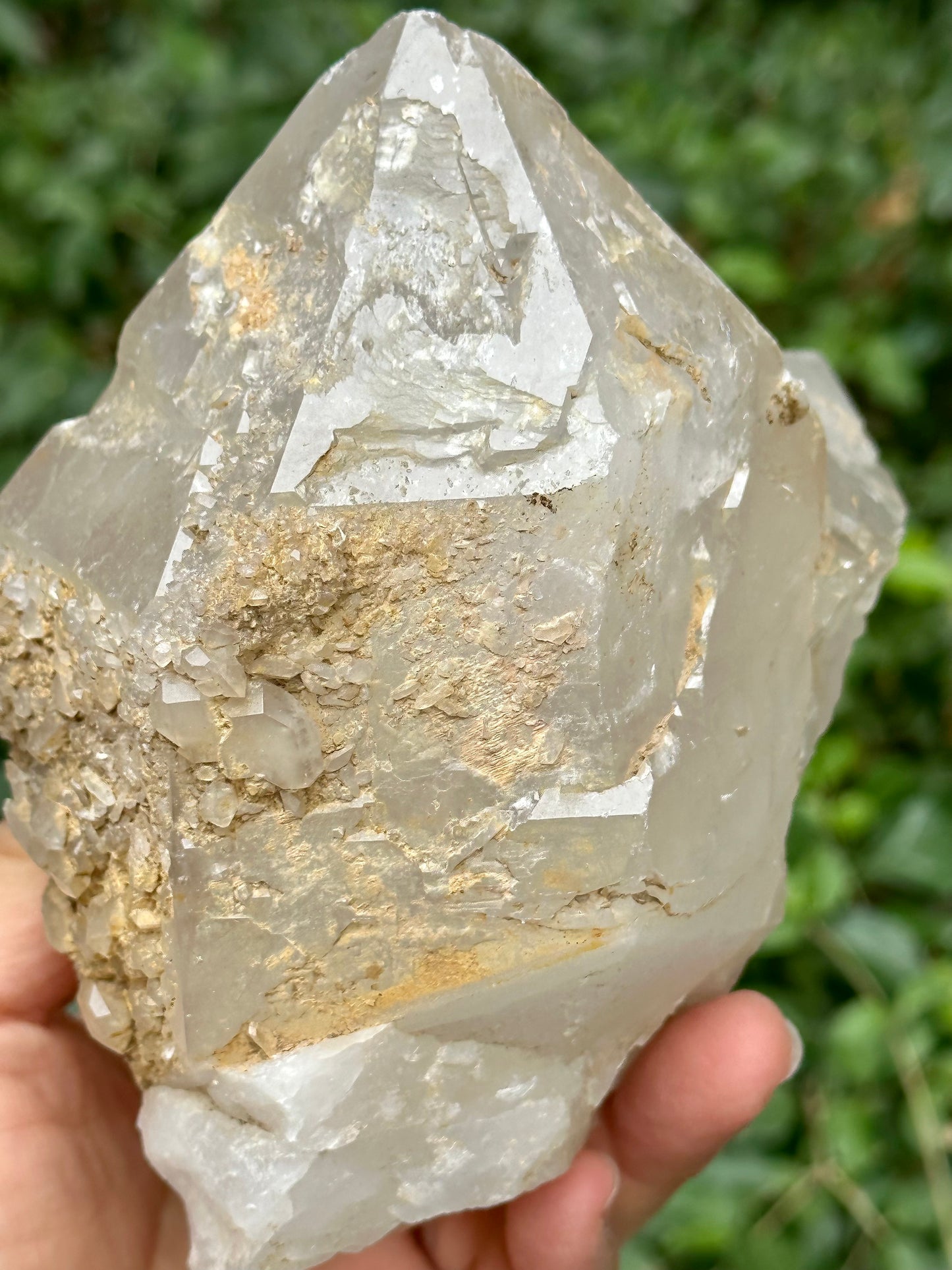 3.37 lbs Himalayan Rainbow Skeletal Fenster Quartz Crystal Point/Bridge Crystal/Penetrator Crystal-1520 g  140*128 mm