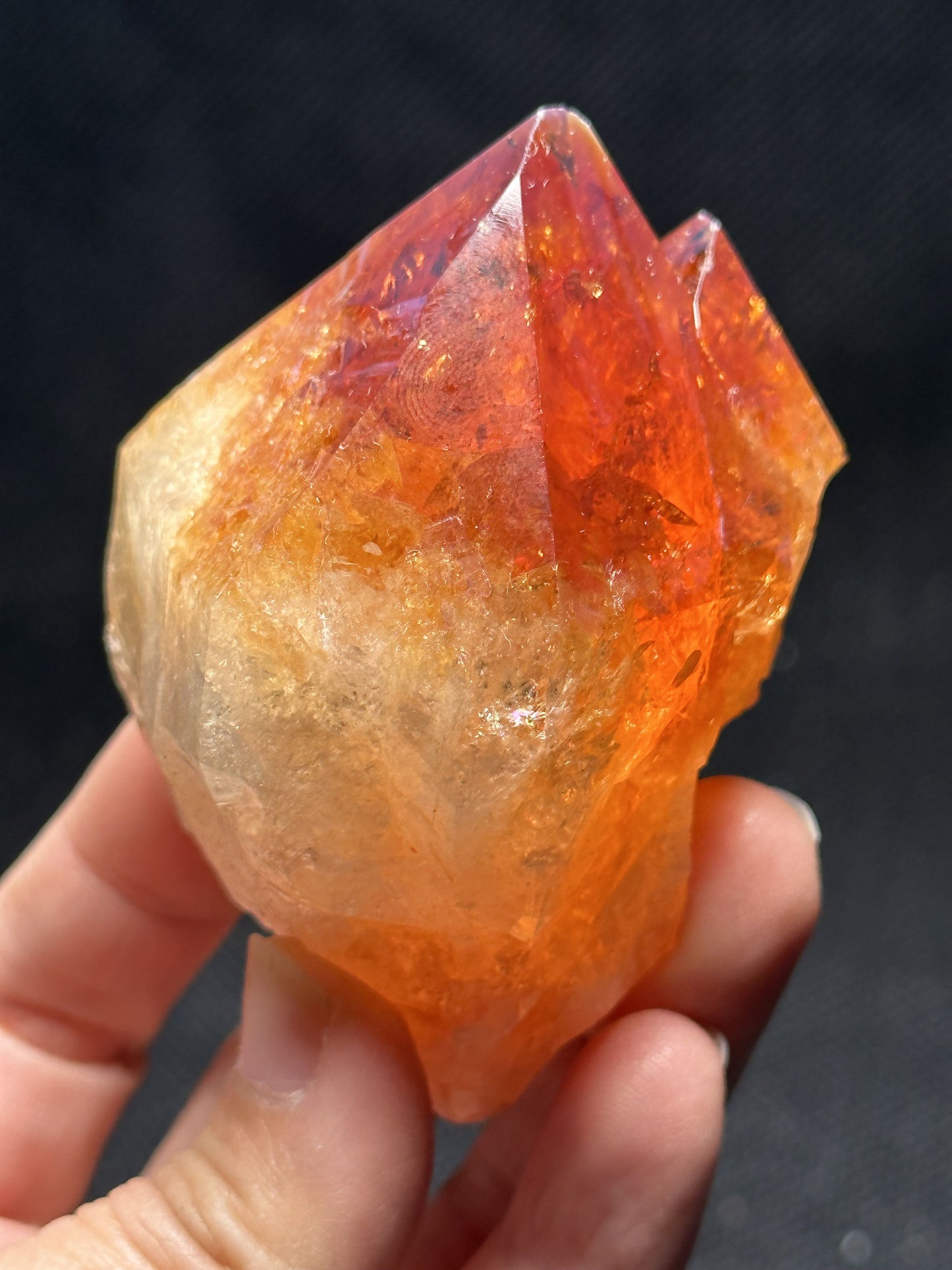 Natural Fire Tangerine Crystal Crystal Point/Tantric Yellow Citrine Quartz Crystal comes from Brazil