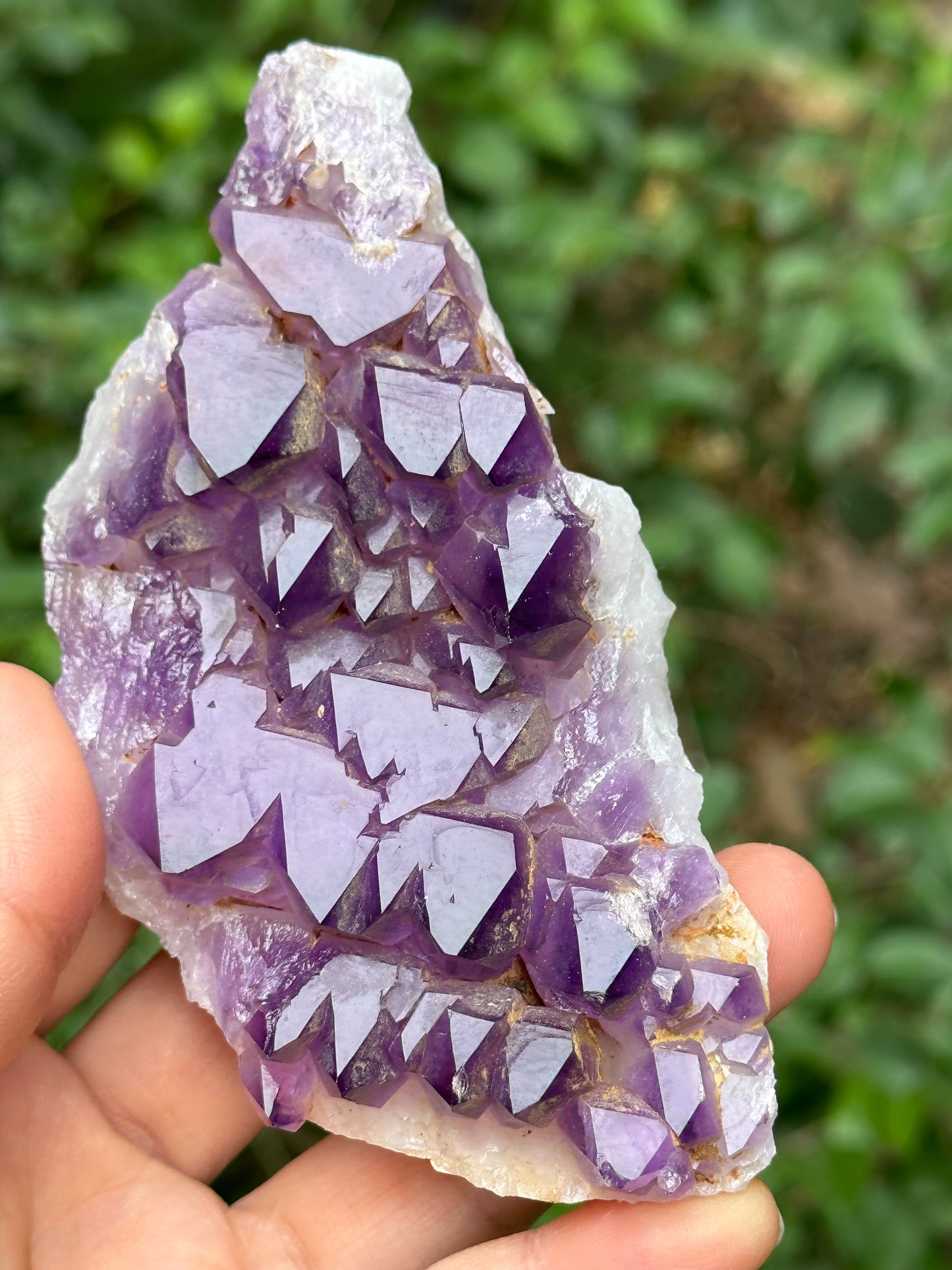 200 g Elestial Amethyst Quartz Crystal Cluster