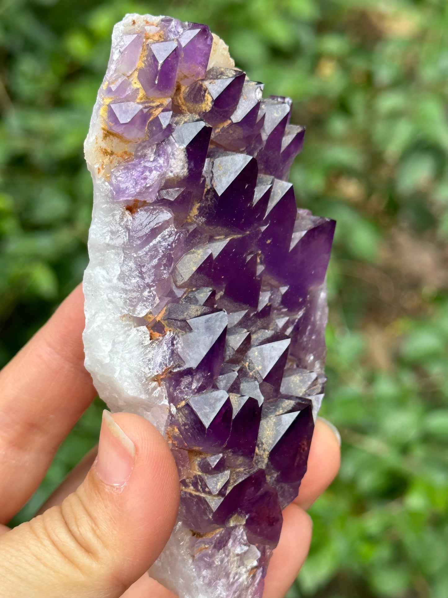 200 g Elestial Amethyst Quartz Crystal Cluster