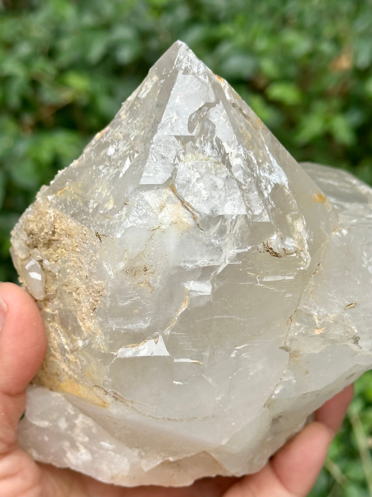 3.37 lbs Himalayan Rainbow Skeletal Fenster Quartz Crystal Point/Bridge Crystal/Penetrator Crystal-1520 g  140*128 mm