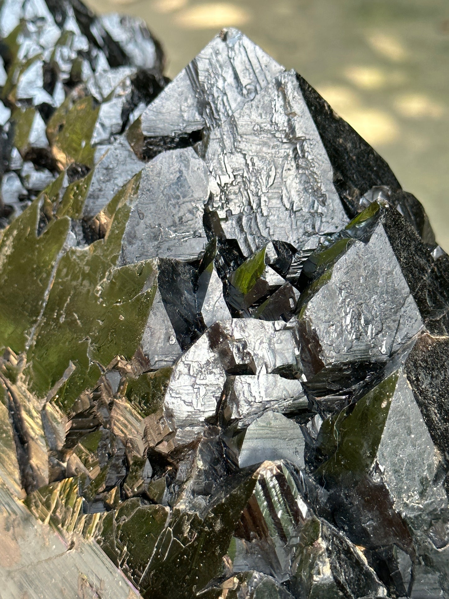 16.8 lbs Rare Huge Black Record-keeper Castle Quartz Crystal/Mountain Crystal/Natural Rough Quartz Point/Healing Crystal and Stone-7560g