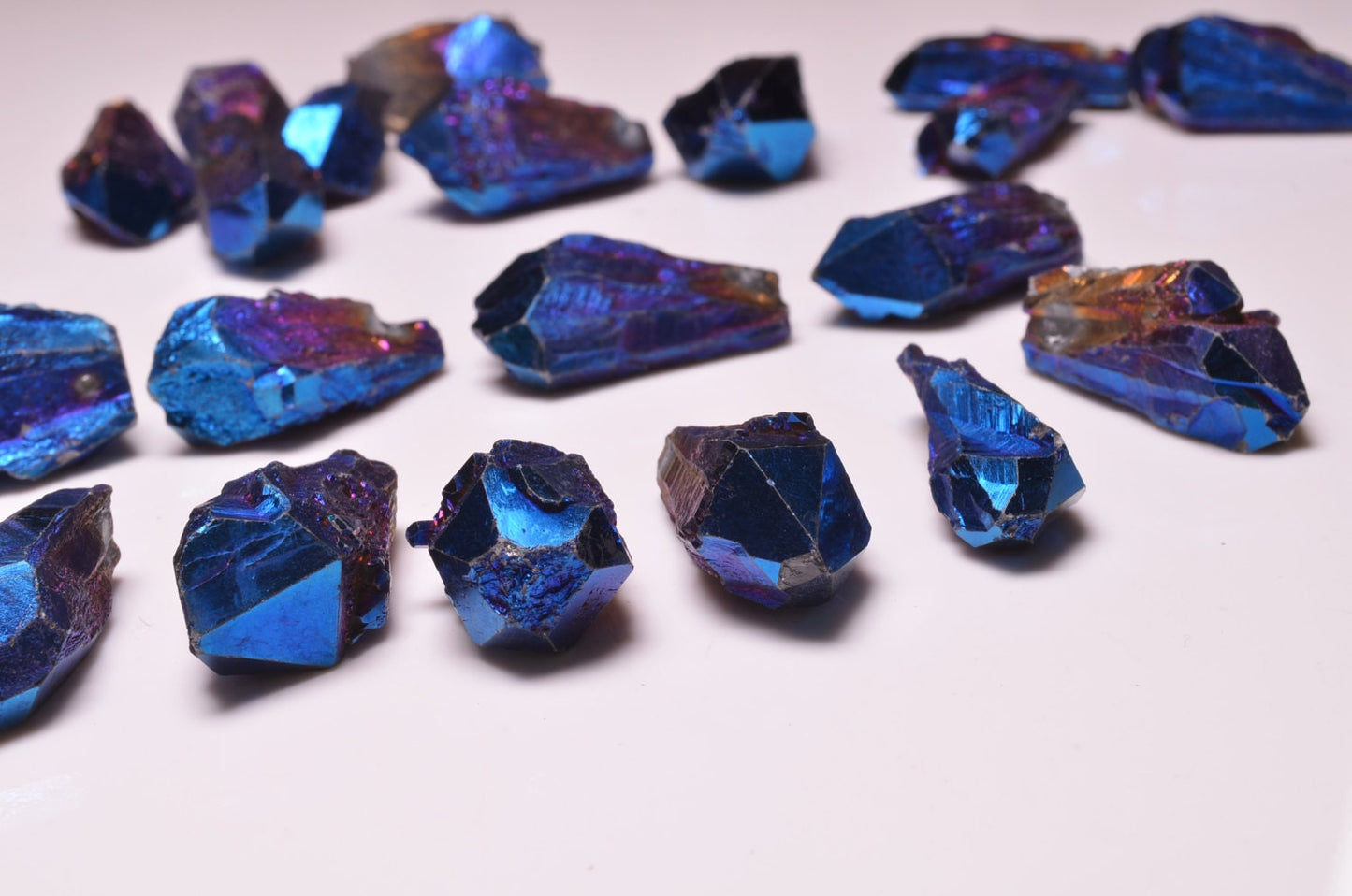 Blue Titanium Plated Quartz Points/Natural Solar Quartz/Narutal Crystal Points/Aqua Aura Spirit Quartz Points-1piece-Approx.14*25mm