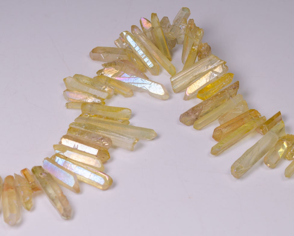 Light Goldenrod Yellow Titanium Raw Crystal Quartz Points/Aqua Aura Spirit Quartz Beads For Crown,Pendant,Earring-Approx. 15~30mm -Drilled