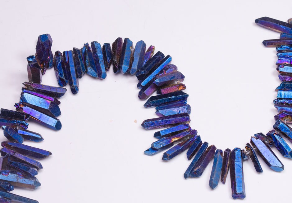 Purple Sheen Royal Blue Titanium Crystal Points/Aqua Aura Spirit Quartz Beads Crystal beads for Crown,Necklace,Pendant,Earing-Approx.15~30mm