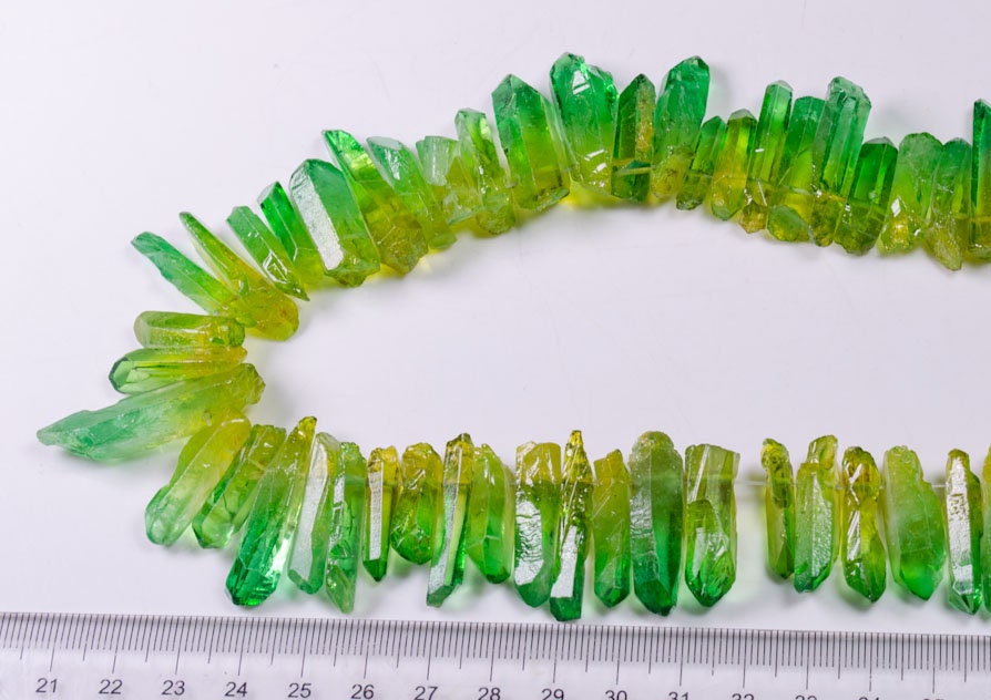 Color Progression Yellow to Green Aura Quartz Crystal Points/Gradient Titanium Aura Crystal Beads for Crown,Pendant,Earing-Approx.10~25mm