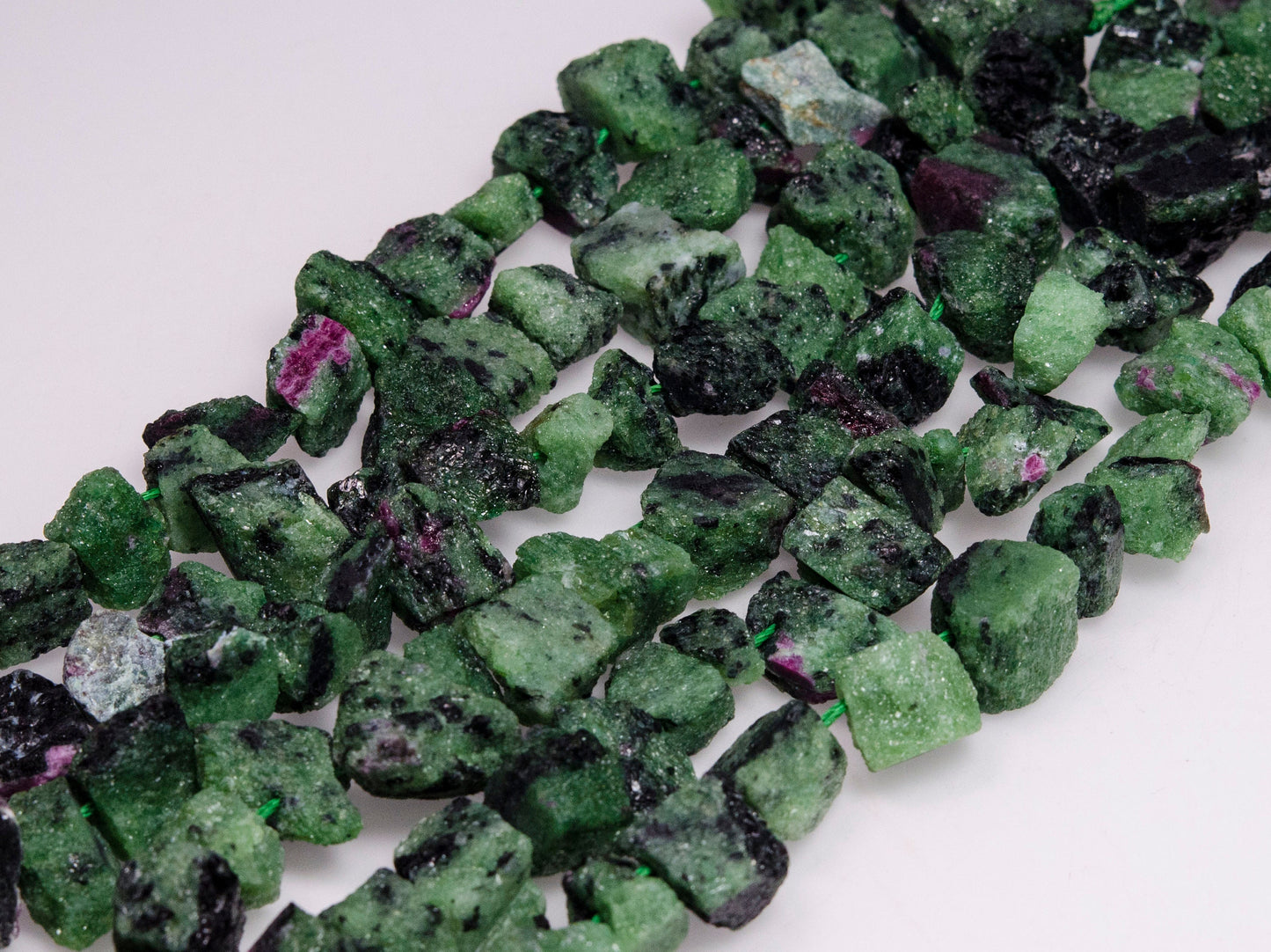 Full Strand(40 cm) Large Rough Ruby Zoisite Beads/Raw Pink Ruby In Zoisite Nuggets/Raw Zoisite Crystal Quartz-Approx.12~18mm