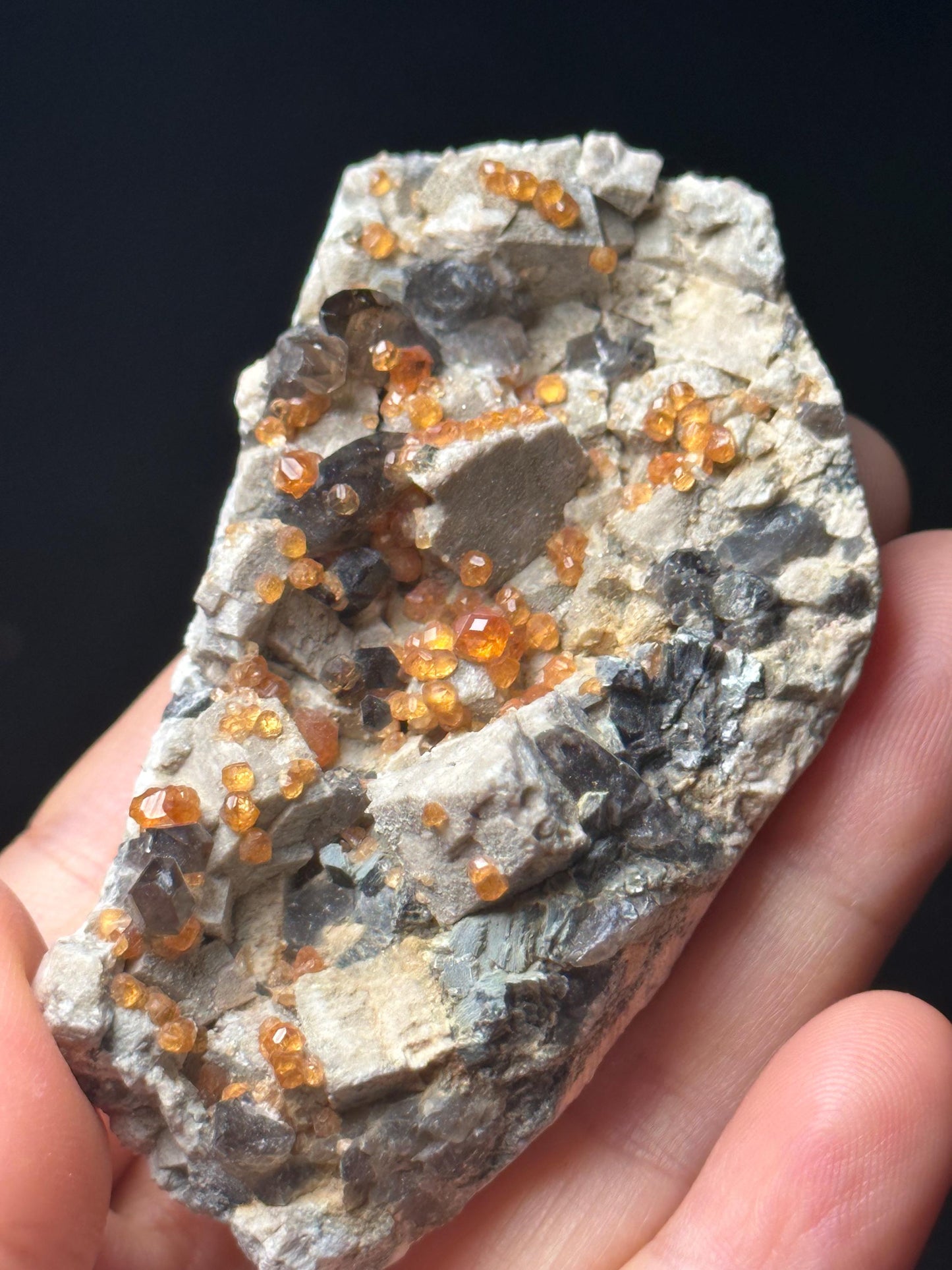 Natural Tangerine Garnet Grow with Smoky Quartz Crystal Cluster/Chakra/Energy Quartz/Palm Garnet Specimen/Meditation/Worry Stone-66g