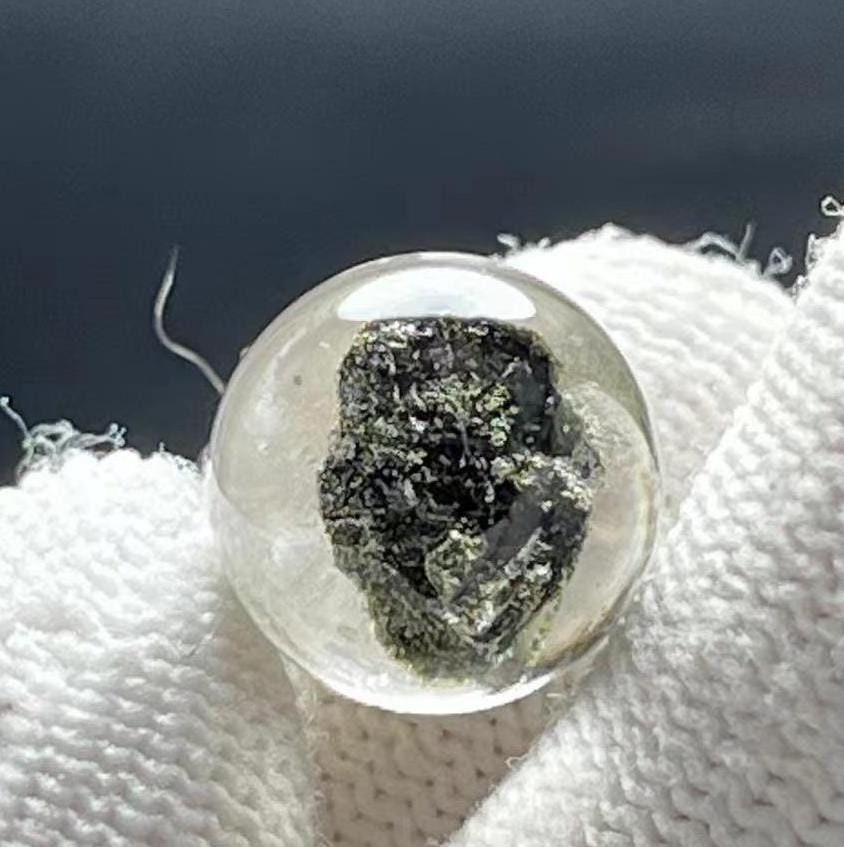 Chlorite Included in Clear Crystal Sphere,Green Phantom Crystal Bead,Quartz Ball with Inclusion,Healing Crystal Pendant,Necklace Making