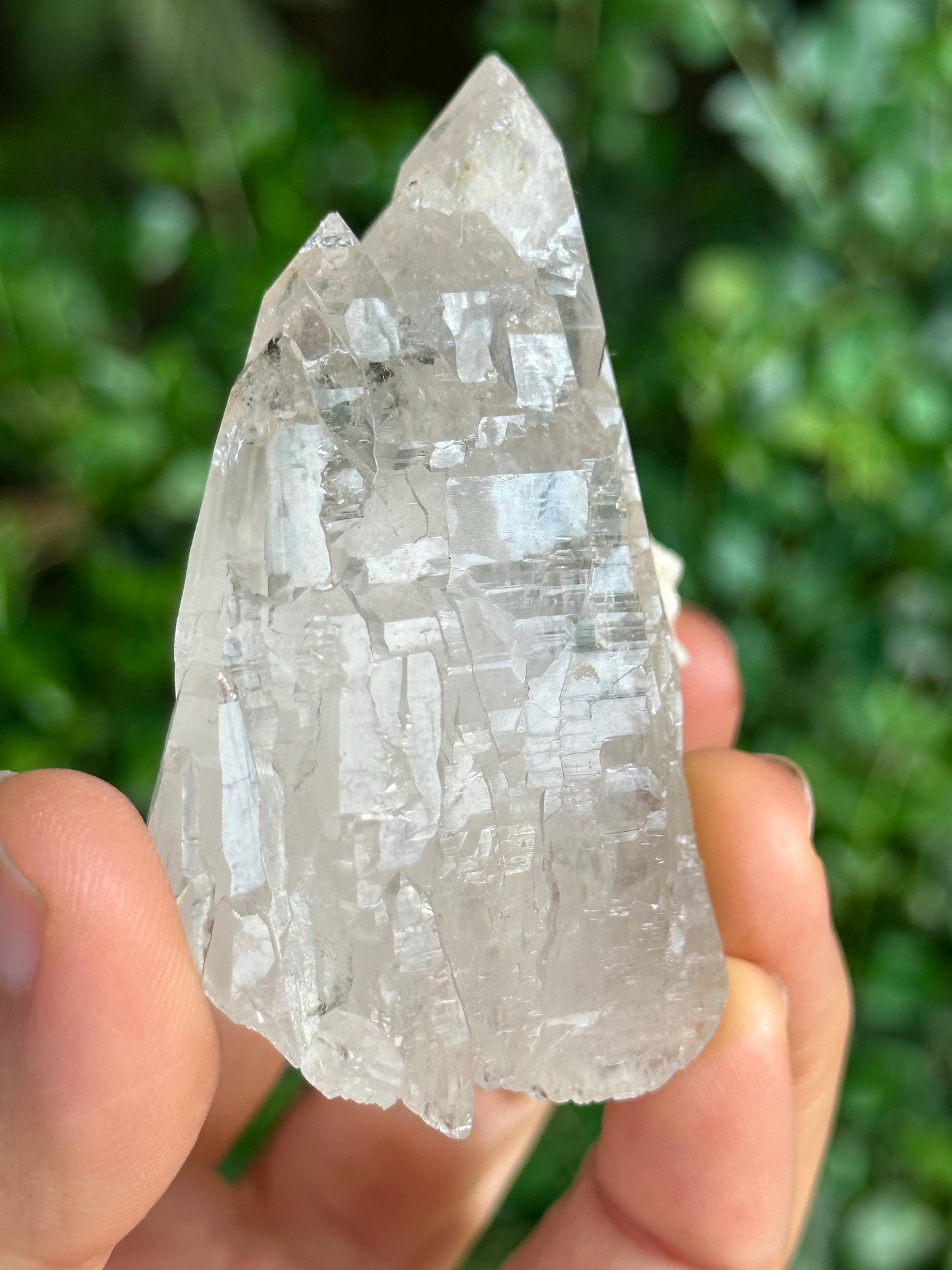 Clear Himalayan Castle Quartz Crystal/Clear Mosaic Laser Crystal Cluster/Energy/Reiki/Healing/Meditation/Crystal Collection -106 g