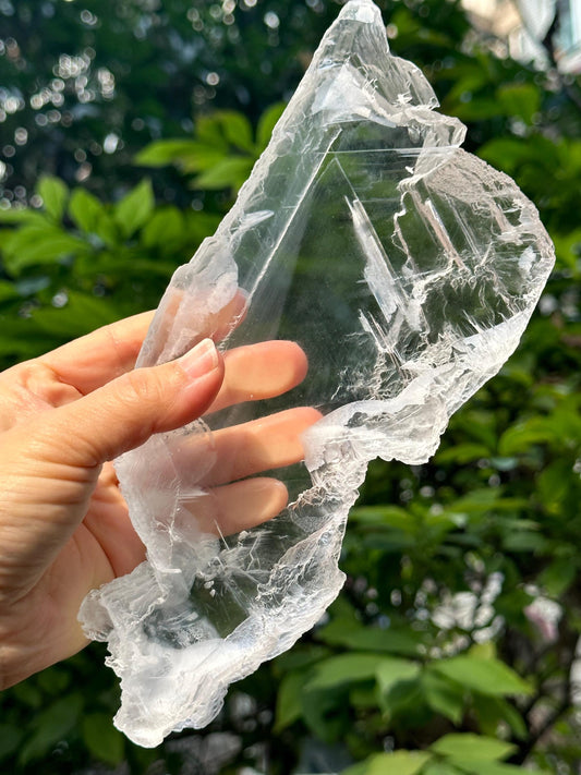 Natural Clear Gypsum Crystal Quartz Point/White Raw Selenite Crystal/Crystal Grid/Special gift/Meditation Stone/Gift for Her/Reiki-759 g