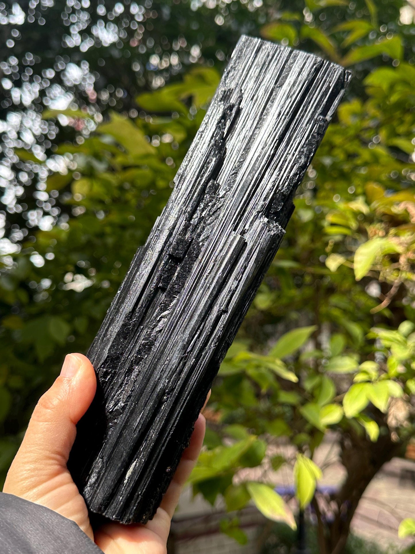 4.14 lbs EXTRA LONG Raw Black Tourmaline Crystal/Shining Tourmaline Specimen/Rough Tourmaline Specimen/Collection/Meditation/Healing-1863 g