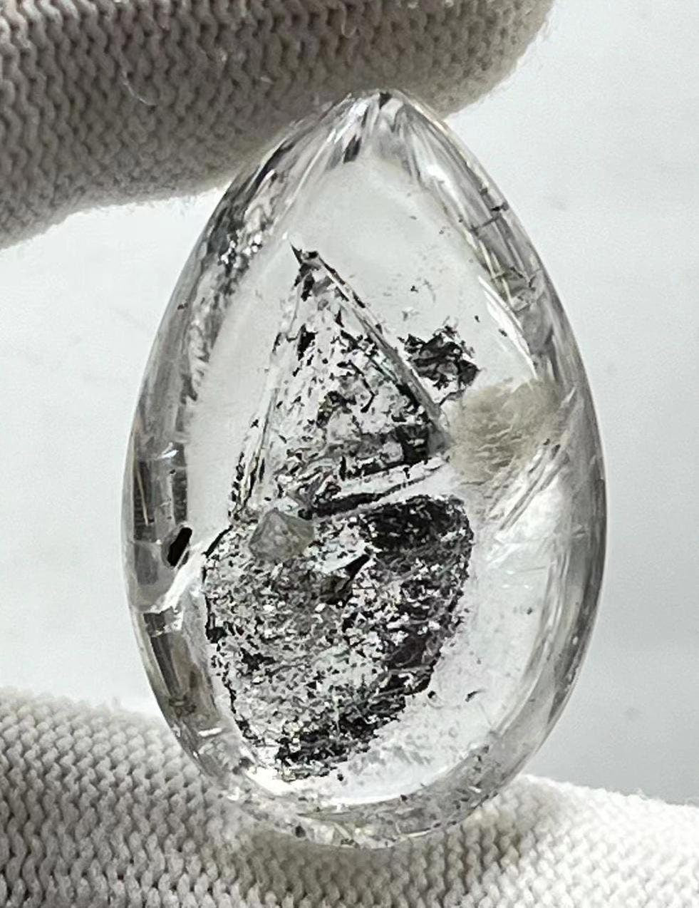 Natural Clear Crystal Quartz with Inclusion of Specific Shape Air Bladder with Black Sand inside,Healing Crystal Pendant,Special Unique Gift