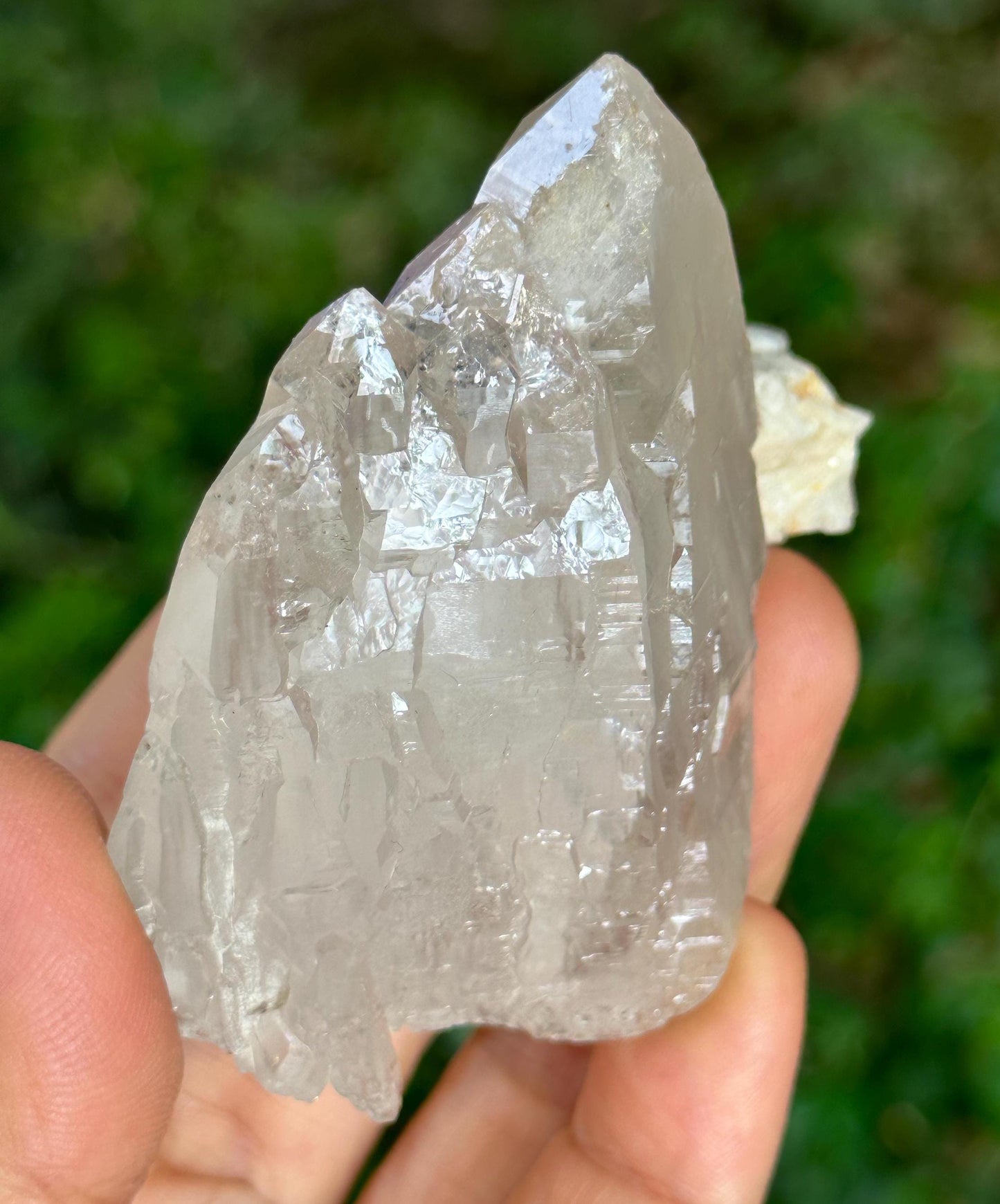 Clear Himalayan Castle Quartz Crystal/Clear Mosaic Laser Crystal Cluster/Energy/Reiki/Healing/Meditation/Crystal Collection -106 g