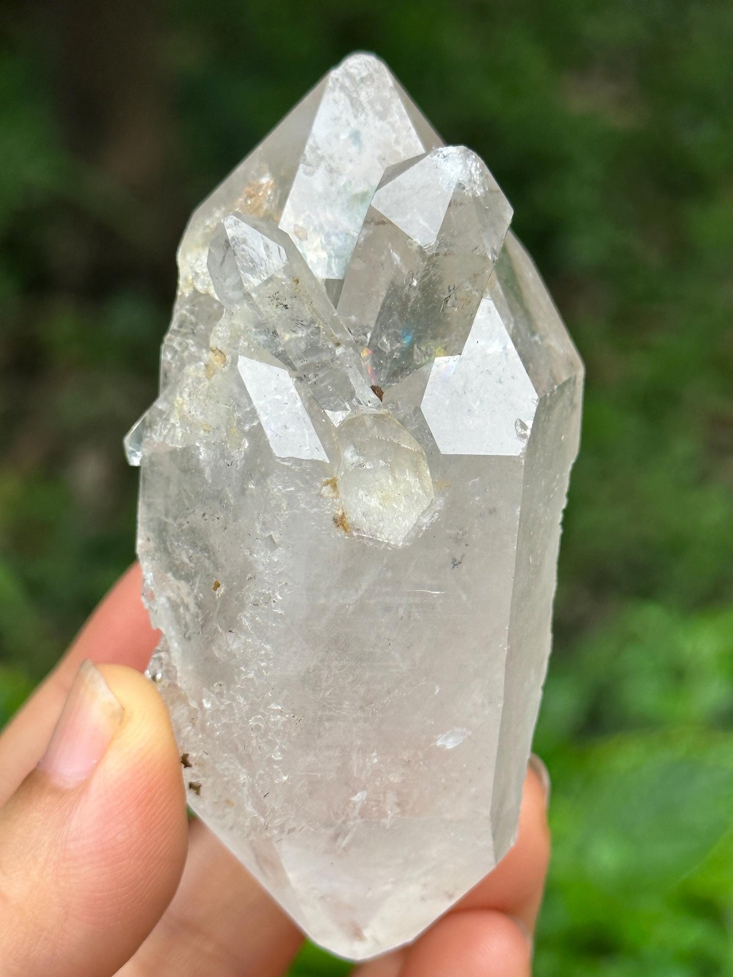 Natural Double Terminated Record-keeper Quartz Crystal Point/Floating Crystals/Yungui Energy Crystal/Healing Crystal/Meditation Crystal-134g