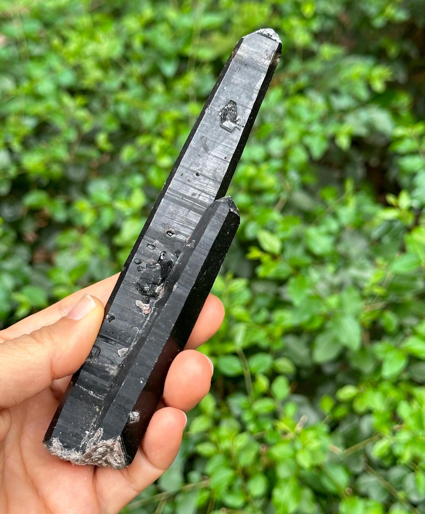 Long Shining Laser Black Morion Quartz Twins Crystal Point for Mediation,Zen,Reiki,Aura Crystal Wand,Generator Crystal-157*30*21 mm 118 g