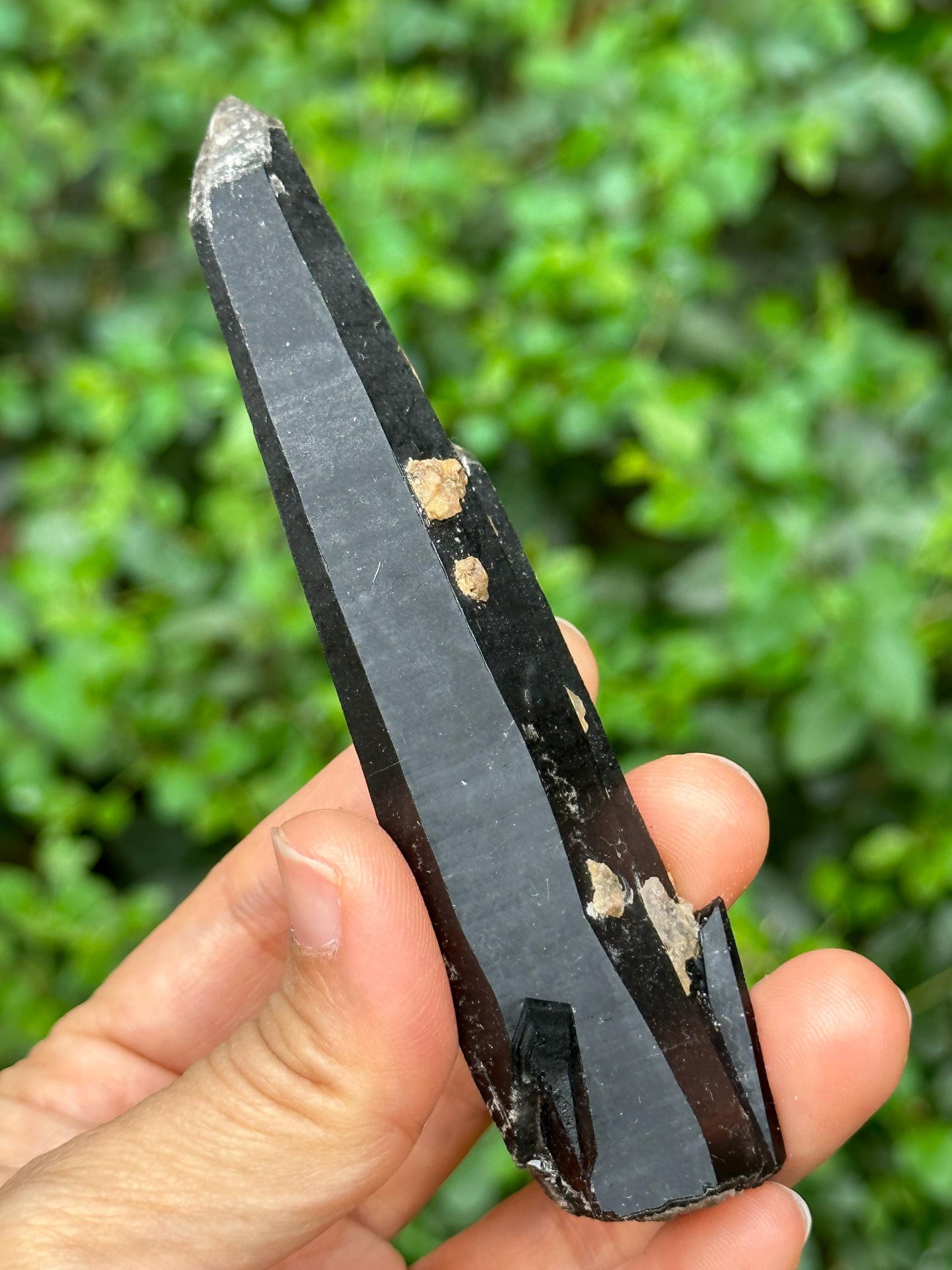 Long Shining Laser Black Morion Quartz Twins Crystal Point for Mediation,Zen,Reiki,Aura Crystal Wand,Generator Crystal-111*26*16 mm 70 g