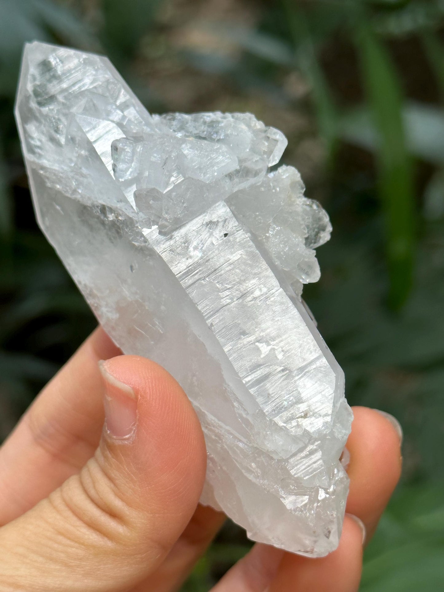 Double Terminated Himalayan Faden Quartz Crystal from Pakistan/Crystal Cluster/Crystal Healing/Meditation/Worry Stone-93 g