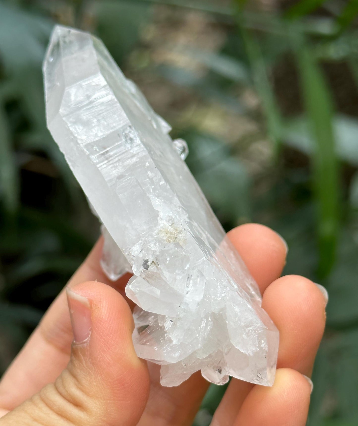 Double Terminated Himalayan Faden Quartz Crystal from Pakistan/Crystal Cluster/Crystal Healing/Meditation/Worry Stone-93 g