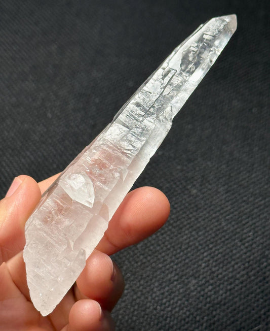 Clear Himalayan Laser Quartz Crystal Wand/Energy/Crystal Reiki/Healing/Meditation/Crystal Collection-75 g