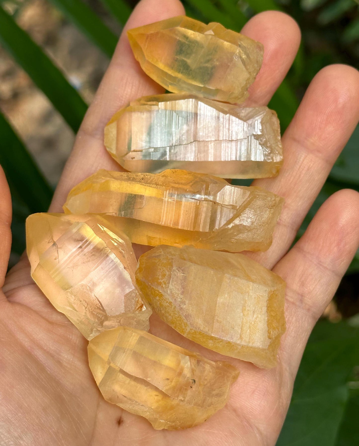 You Pick!Clear Golden Himalayan Quartz Aura Crystal/Hematite Rainbow Tibet Energy Crystal/Reiki/Healing/Meditation/Jewelry Making/Specimen