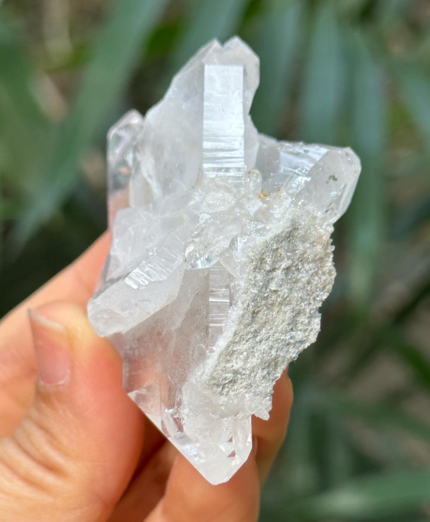 Double Terminated Himalayan Faden Quartz Crystal from Pakistan/Crystal Cluster/Crystal Healing/Meditation/Worry Stone-61 g