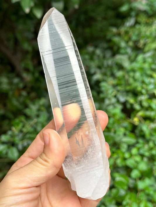 Clear Blue Needle Included Brazil Lemurian Seeds Quartz Muzo Blue Angel's Feather Crystal Point/Akashic Striation/Healing/Meditation-172 g